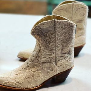 Crème Lace Boots